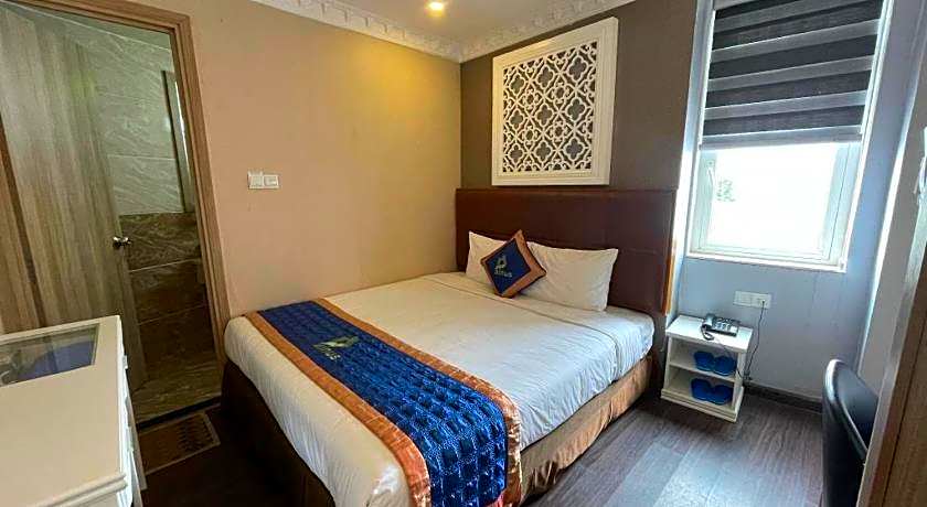 Pinus Hotel
