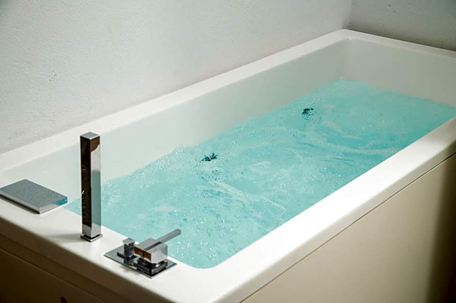 Elia Portou Luxury Residence