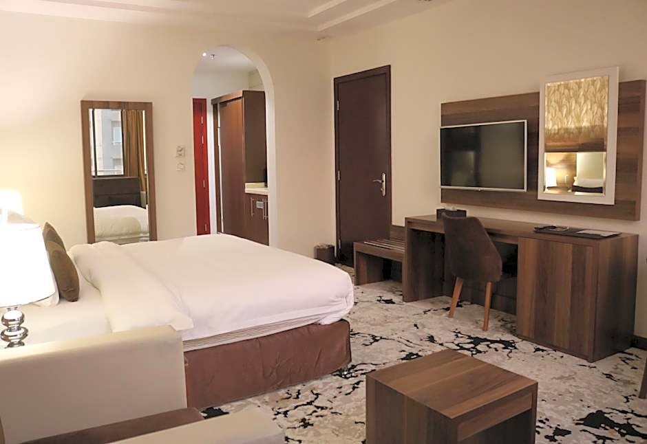 Palette Luxury Mirage Hotel