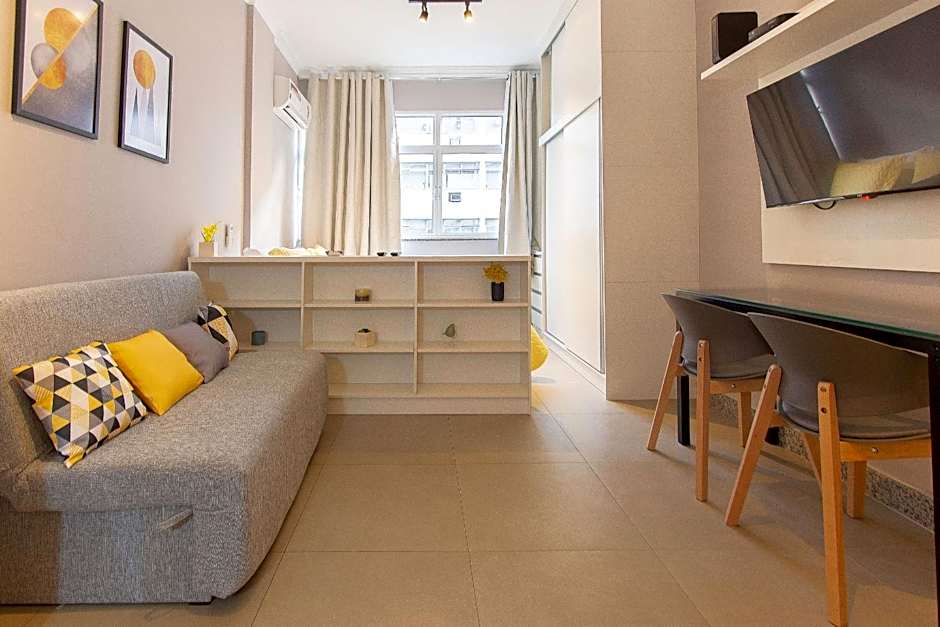 Copacabana Moderno studio