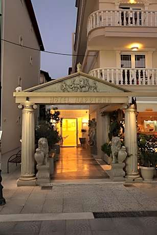 Parthenon Art executive wing