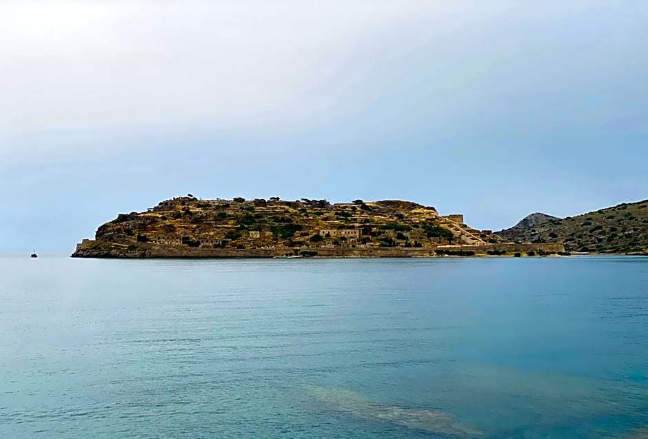 Palazzo Arhontiko Apartments