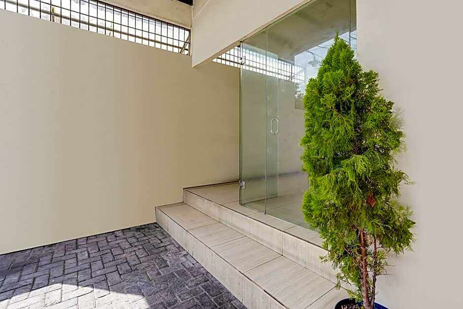 OYO 91361 Benlin D'kost Syariah