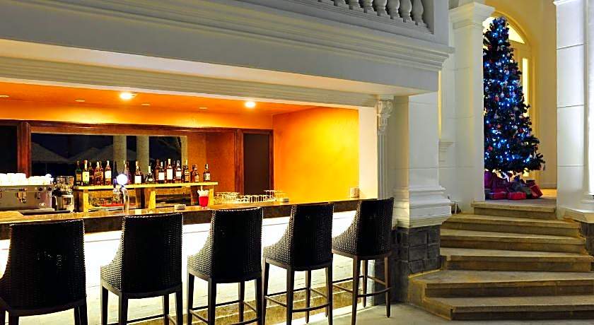 Villa Song Saigon (Saigon River Villa)