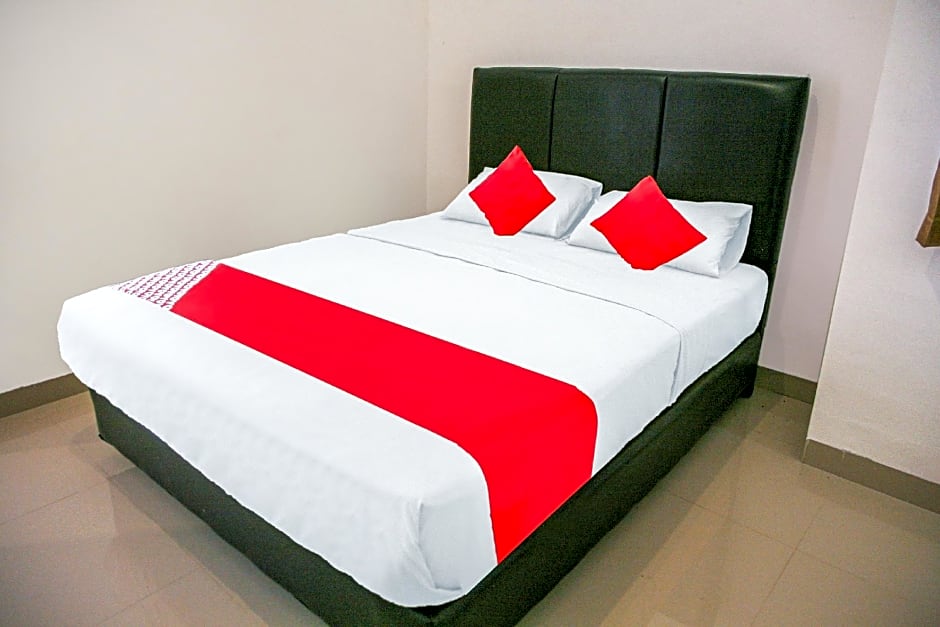 OYO 3438 Pasir Padi Inn