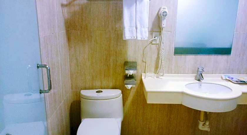 YC Cyuan Hot-Spring Hotel