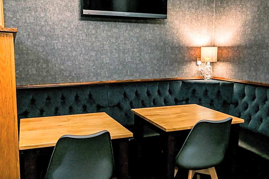 The Hillside Hotel & Restaurant