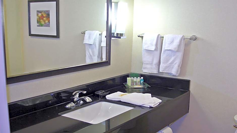 Holiday Inn Guin By IHG