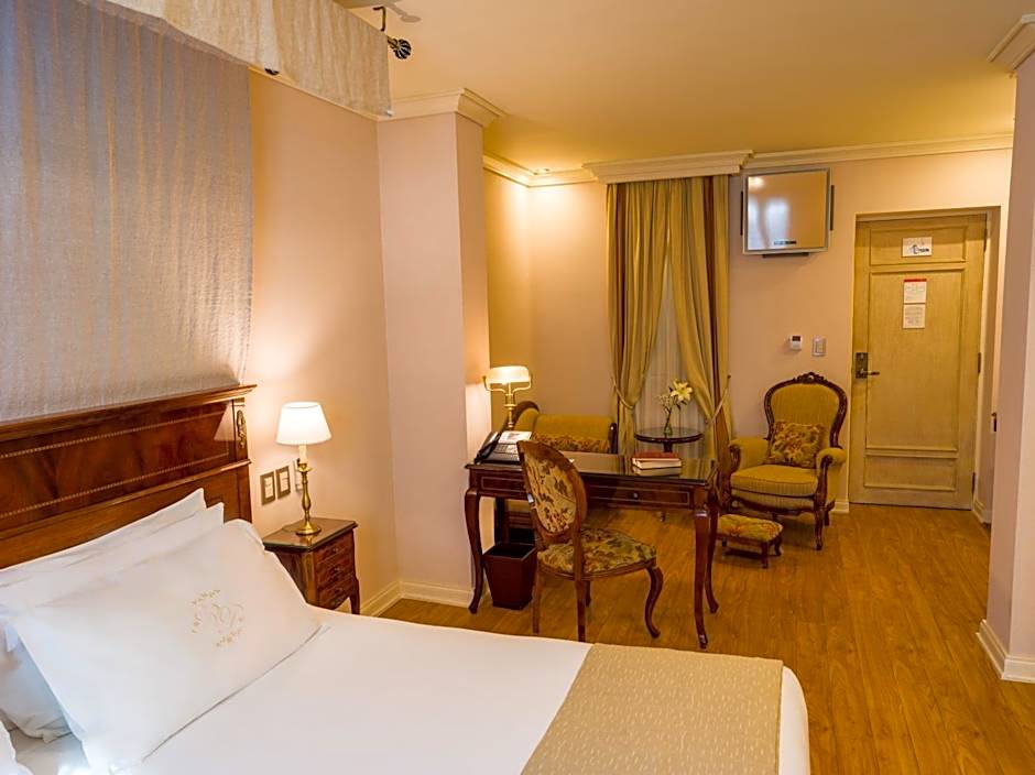 Meliá Recoleta Plaza Boutique Hotel