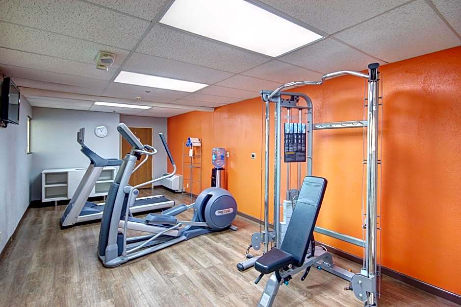 Holiday Inn Express Columbus South - Obetz By IHG