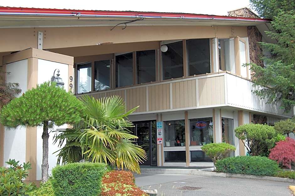 Western Inn Lakewood