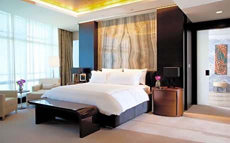 Royal 2 Bedroom Suite