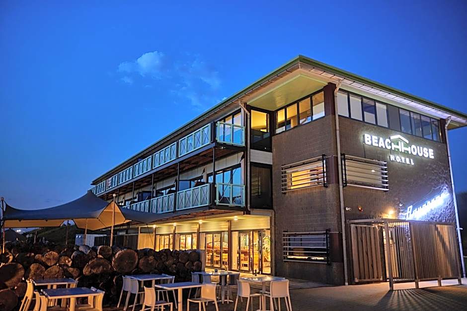 Beachhouse Hotel