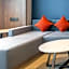Holiday Inn Express Jiangmen East Station By IHG