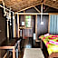 Beachfront Hut Upstairs Astra - Beach Shack Chalet