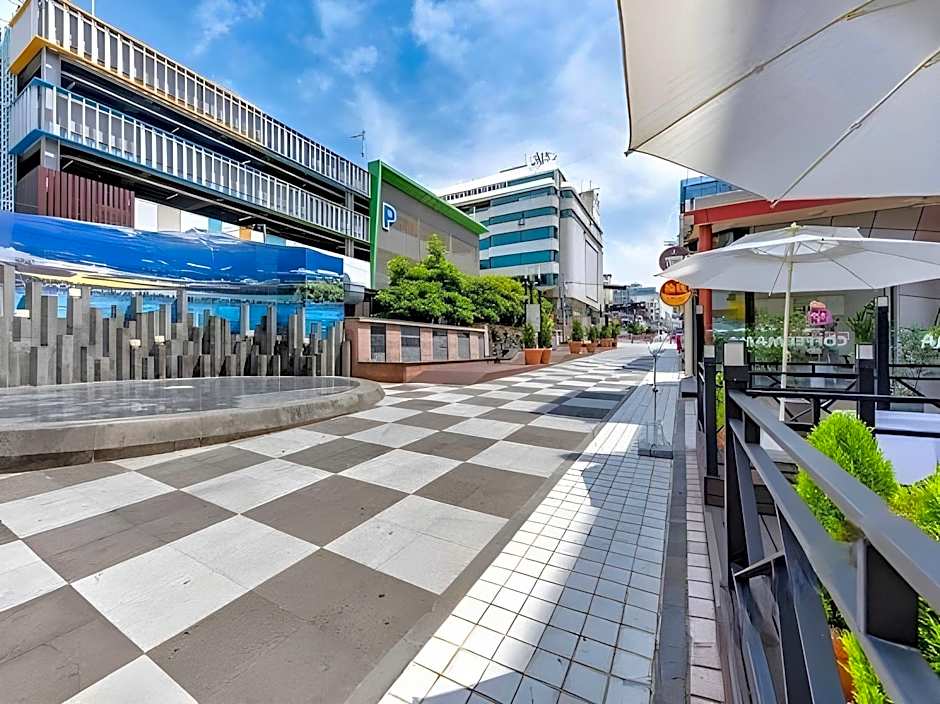 Trevi Hotel