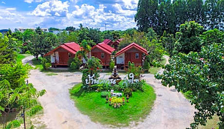 Baan Suan Sukjai Resort