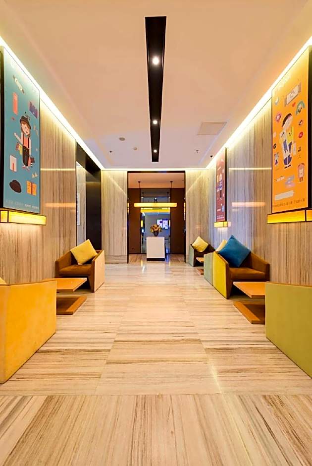 IU Hotel Tianjin Airport Economic Area