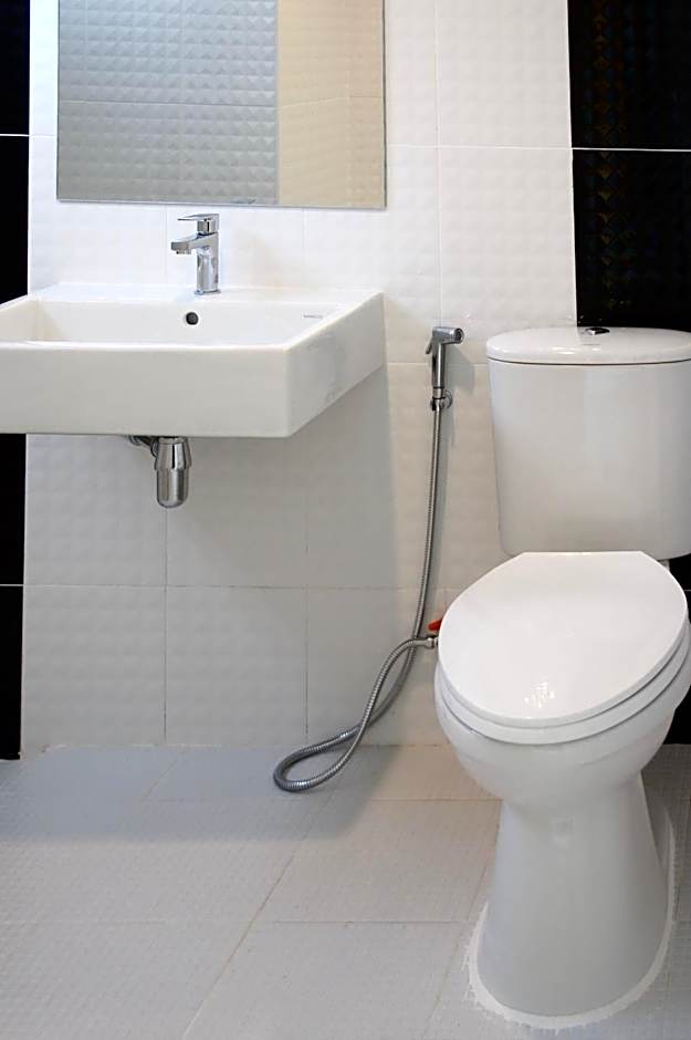 H12, The Stylish Apartment