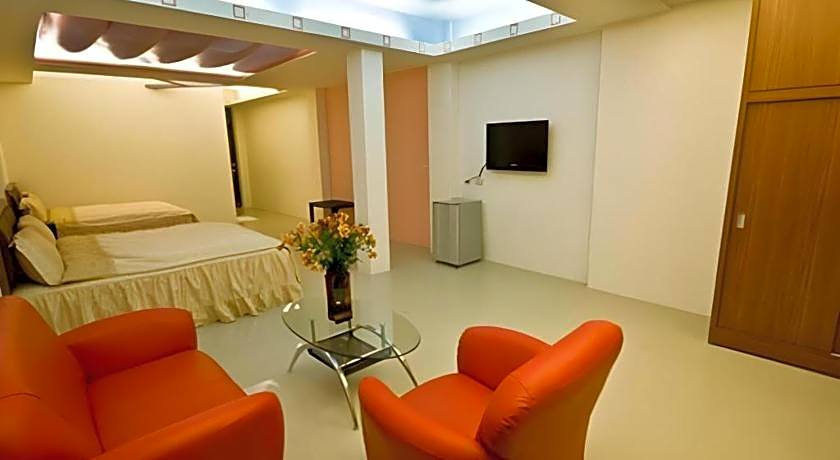 Yue Jing Commercial Hotel