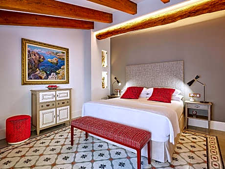 Deluxe Room with spa access