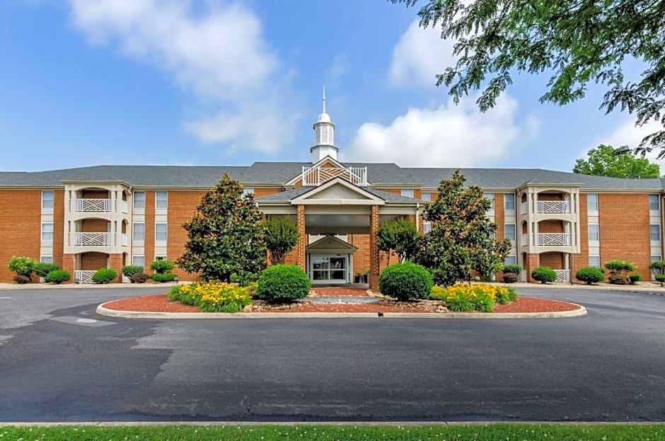 Best Western Plus Inn at Hunt Ridge