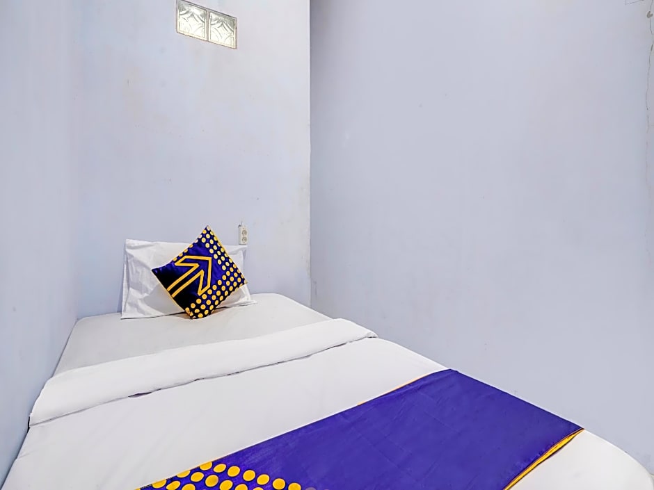 SPOT ON 90171 Pondok Kuning