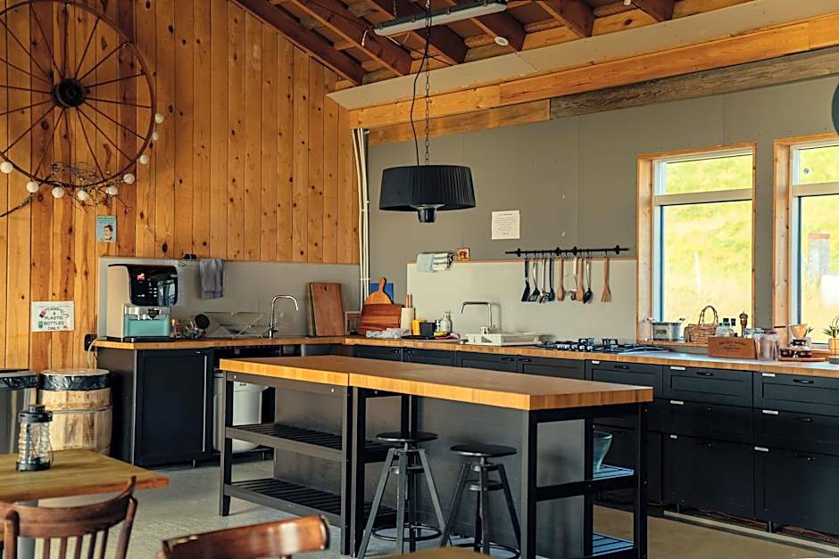 Farmhouse Lodge