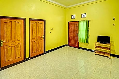 Standard Family Room