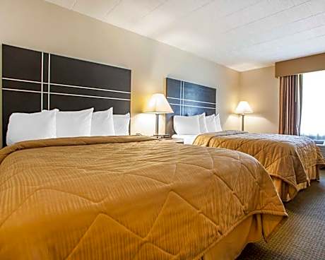Double with 2 Double Beds - Non-Smoking
