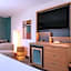 Marin Hilltop Hotel