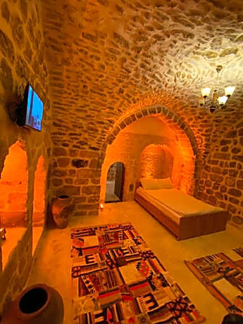 Madam Mari Konağı Butik Otel