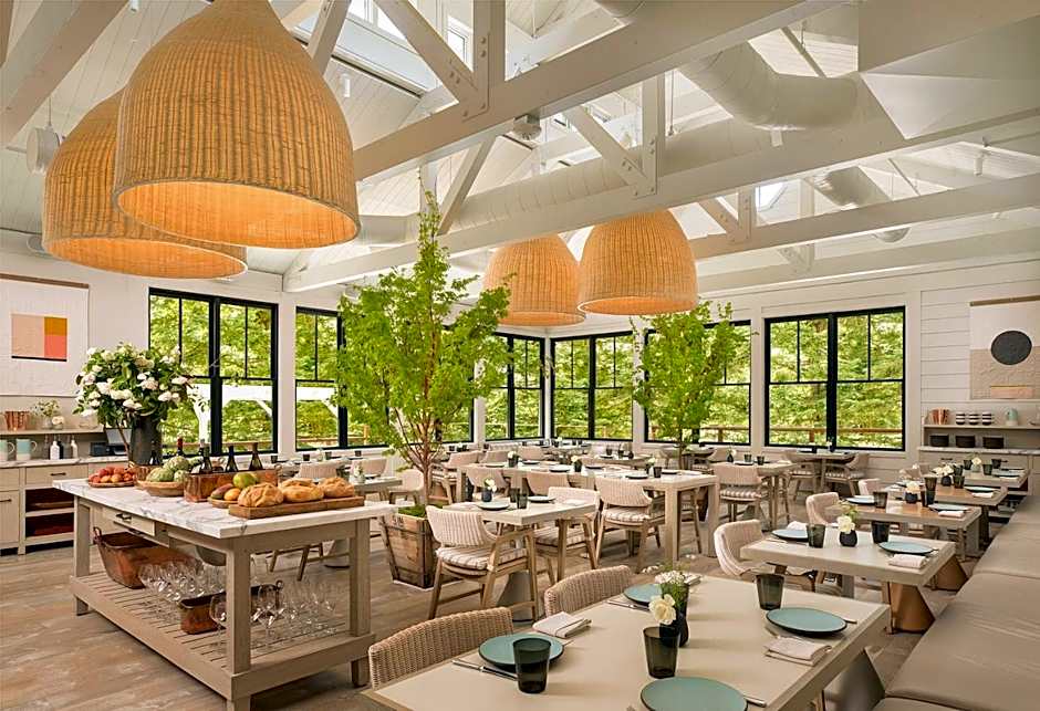 MacArthur Place Inn & Spa