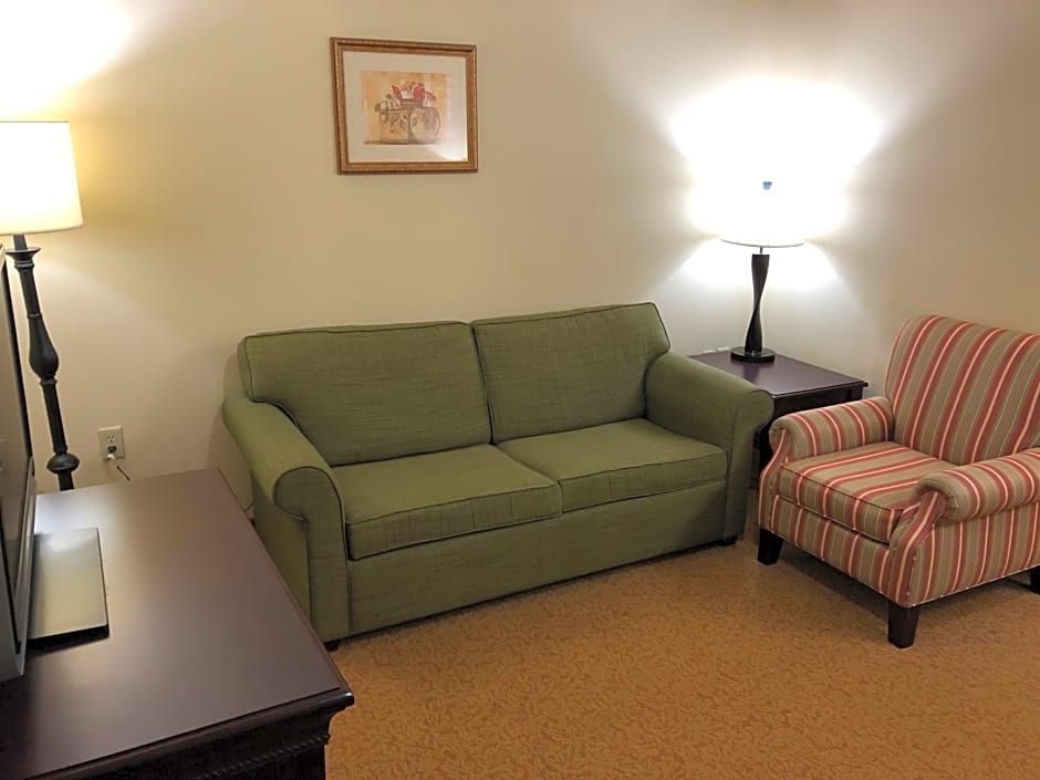 AmericInn by Wyndham Iron Mountain
