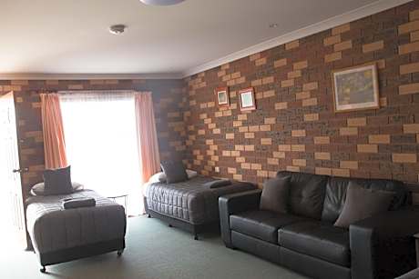 Standard Family Room