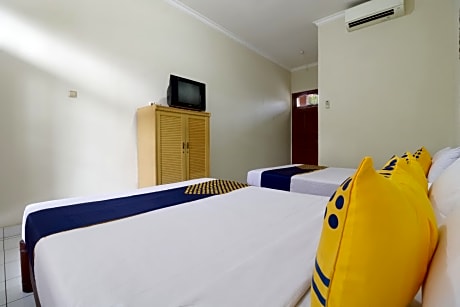 SPOT ON Room without Air Conditioning
