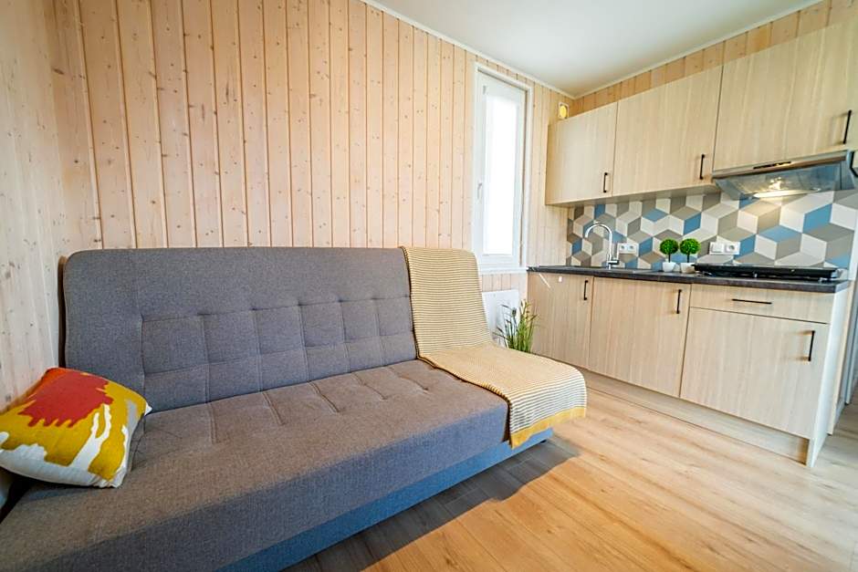 Velo Camp nad jeziorem Dadaj