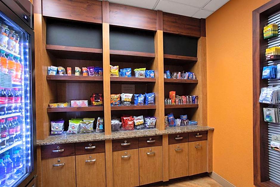 La Quinta Inn & Suites by Wyndham Denver Southwest Lakewood