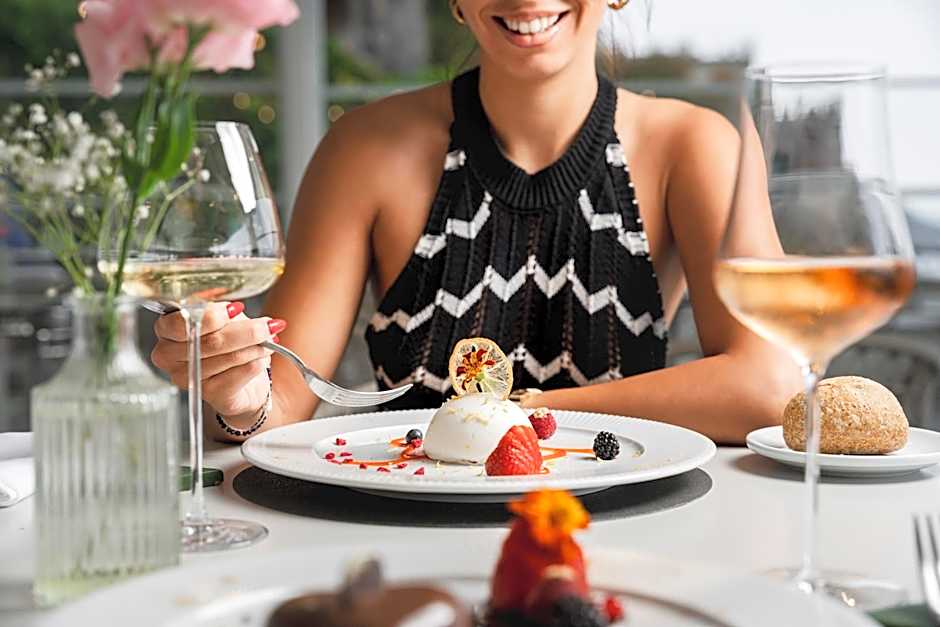 Hotel Eden Roc Suites