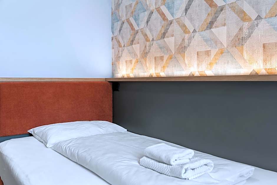 NEU - Sona Design Rooms - CITY CENTER -