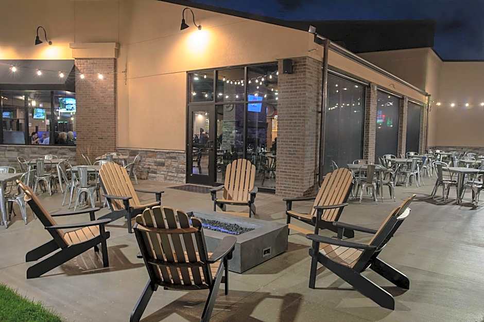 Holiday Inn & Suites Sioux Falls - Airport By IHG