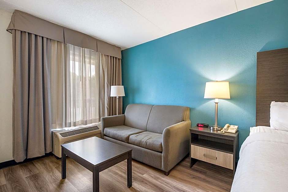 Clarion Inn Cleveland near University