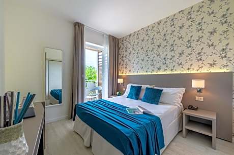 Triple Room (2 Adults + 1 Child)