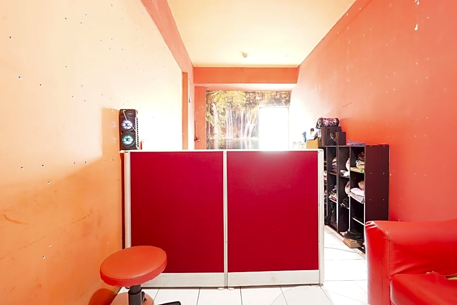 OYO 93545 Gateway Cicadas Apartment By Barbie Homestay