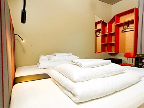 Twin Room with Private Bathroom