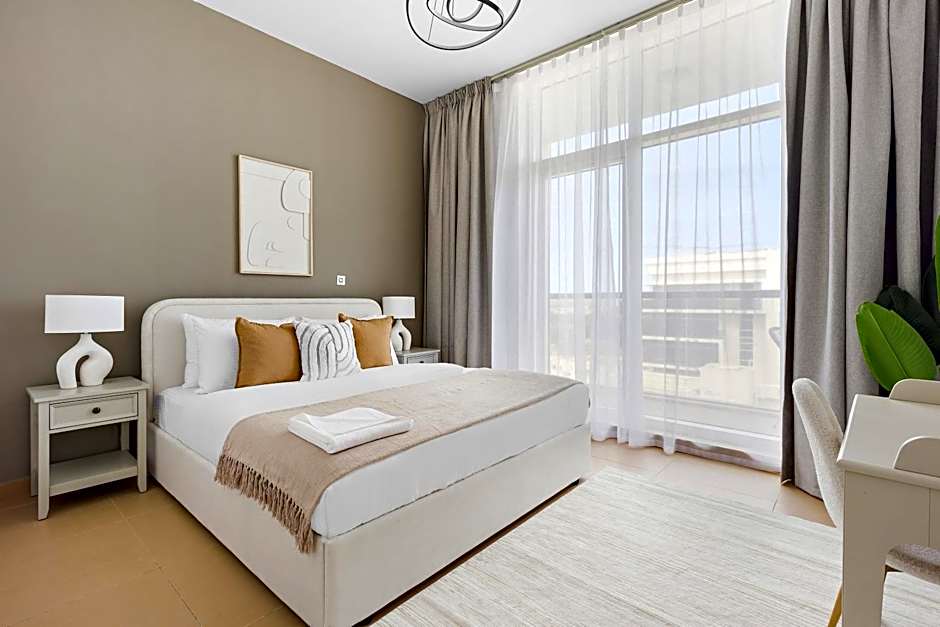 Silkhaus Contemporary 1 BDR Next to Golf Course