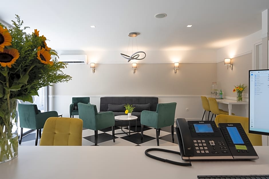 Pure By Athens Prime Hotels