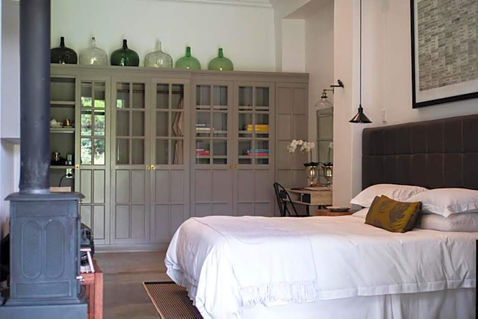Liedjiesbos Urban Olive Farm Accommodation