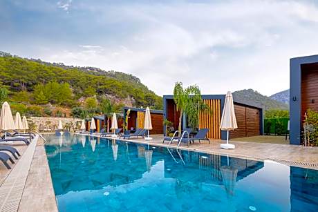 Rota Kilidonia Karaöz Suites&Villas