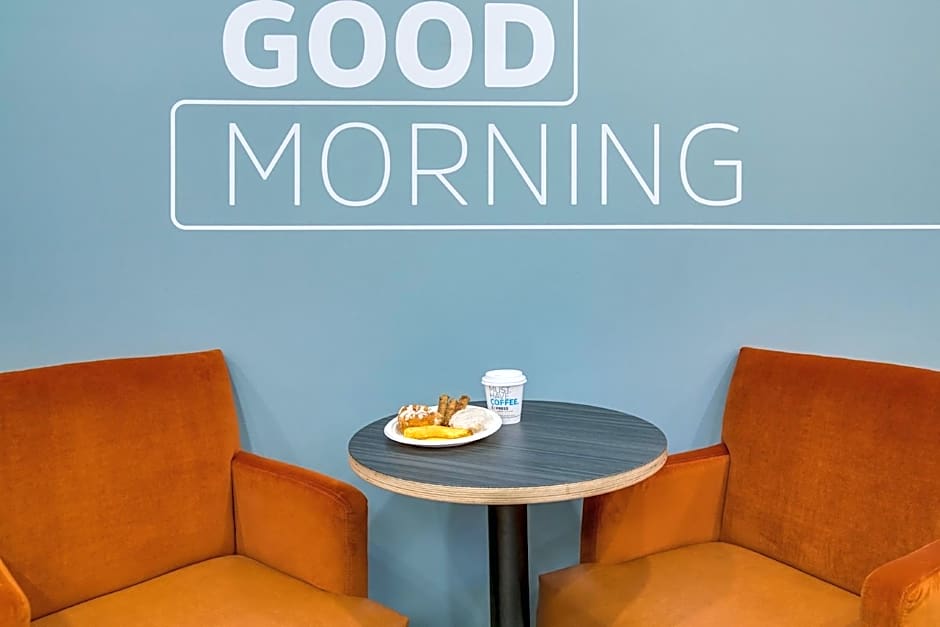 Holiday Inn Express Hotel & Suites Custer By IHG